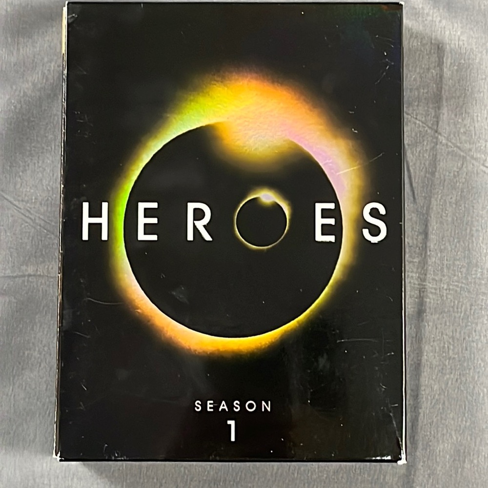 Heroes - Season 1 (DVD, 2007, 7-Disc Set)